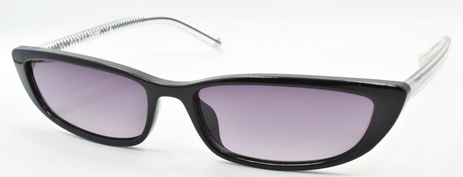 1-GUESS x J Balvin GU8210 01B Women's Sunglasses Cat Eye Black / Gradient Smoke-889214081728-IKSpecs